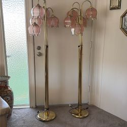 Hollywood regency Tulip  2 Hard To Get 