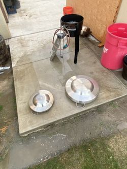 Tall Grill with Pans