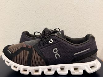 On Cloud 5 Running Shoes Women's 7.5 Comfort Sneakers 59.98904