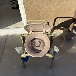 Toilet Chair 