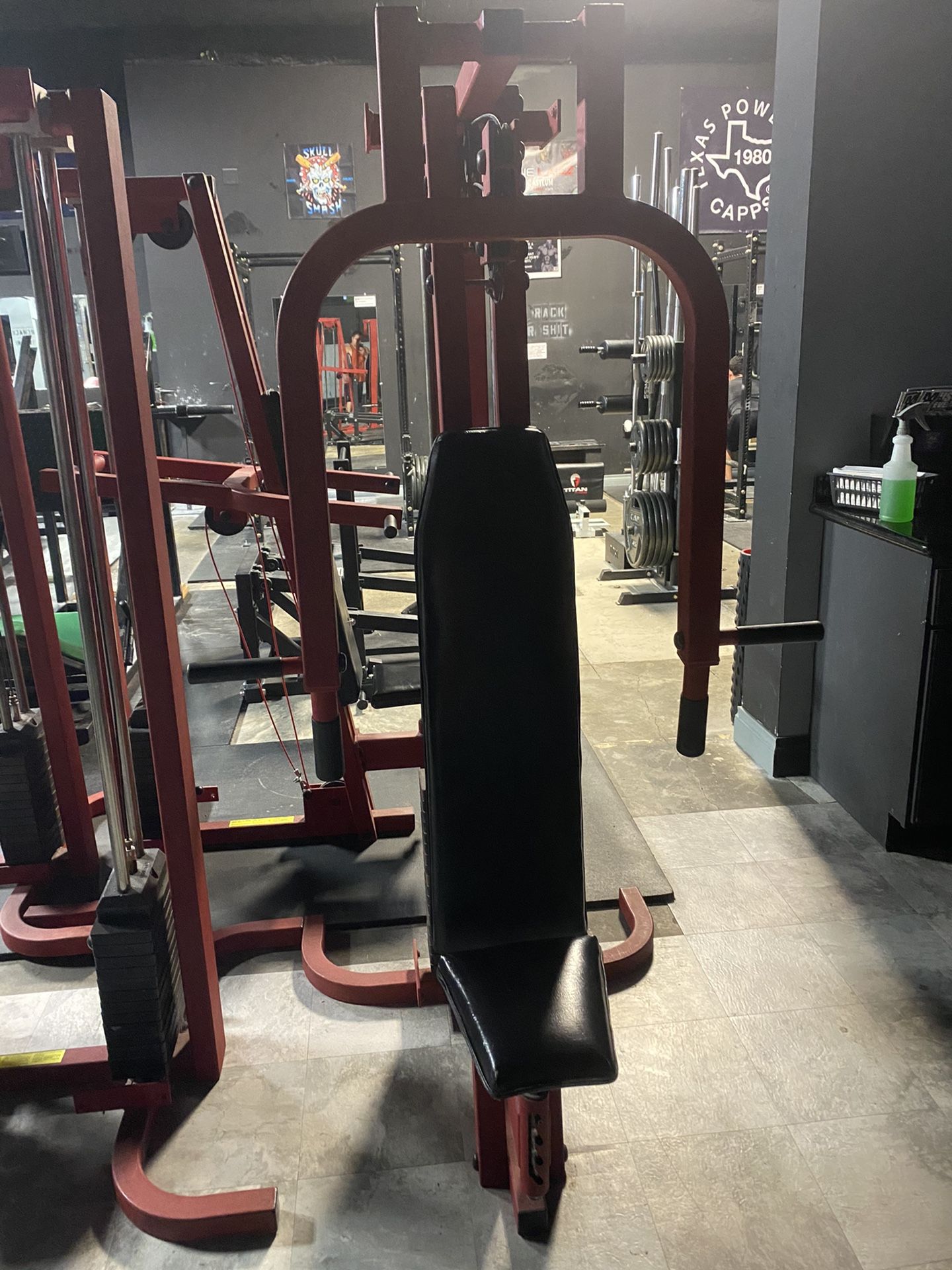 Chest/shoulder Machines