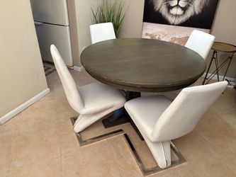 Dining Table & 4 Chairs