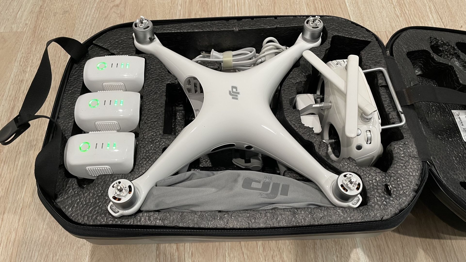 DJI Phantom 4 Pro Drone - 20MP Camera