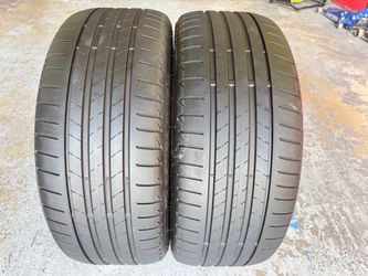 Two Tires 225/40/19 Bridgestone Turanza T005 with 80% Left Like new pair good deal