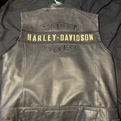 Leather Harley Vest XL 