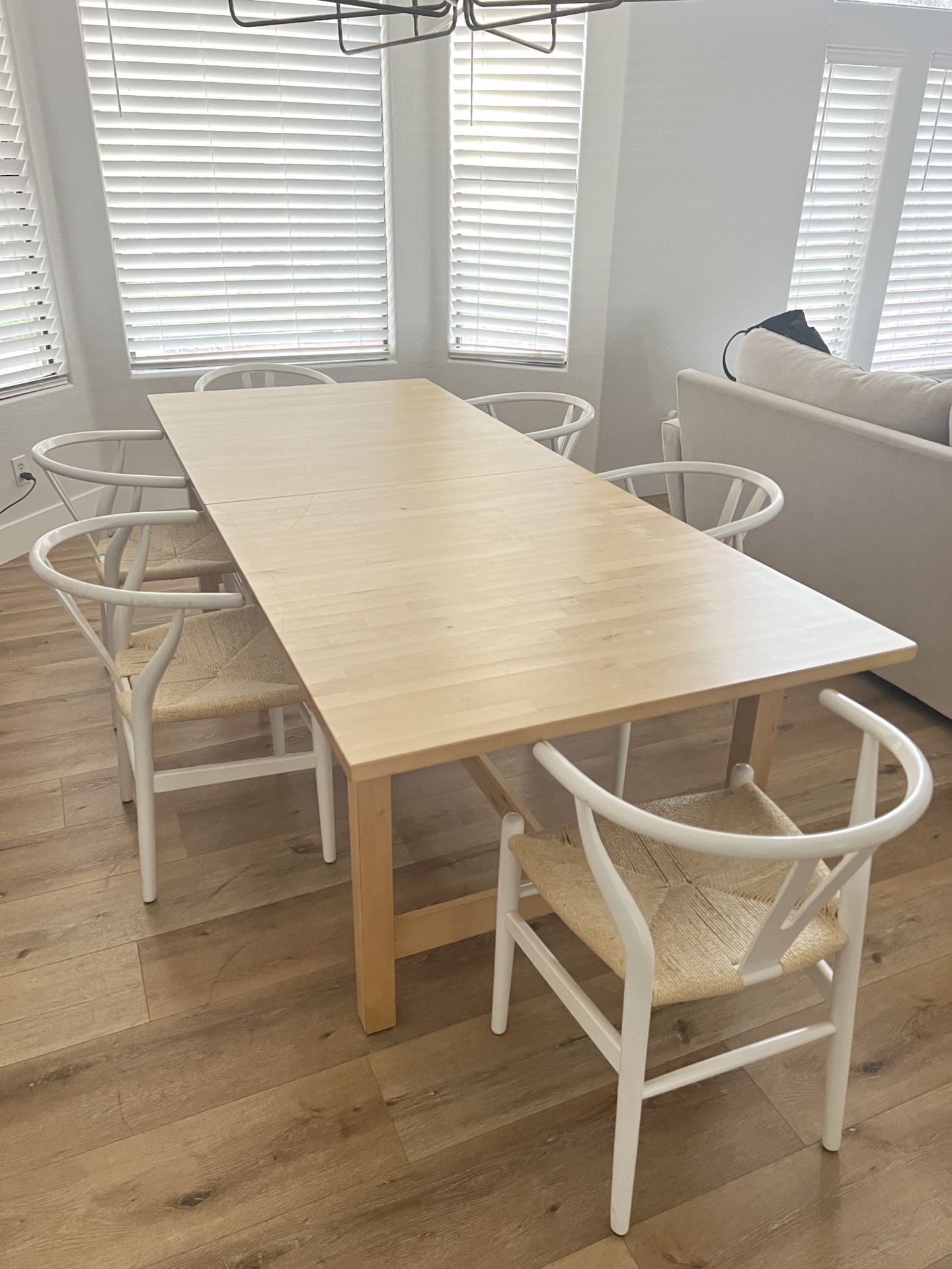 Modern Solid Oak Wood Dining Table