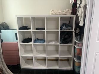 Cube cubby shelf