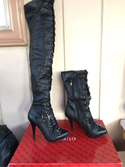 GUESS BRAND OVER KNEE HIGH BOOTS