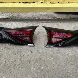 2017-2021 MAZDA CX-5 INNER TAIL LIGHTS OEM