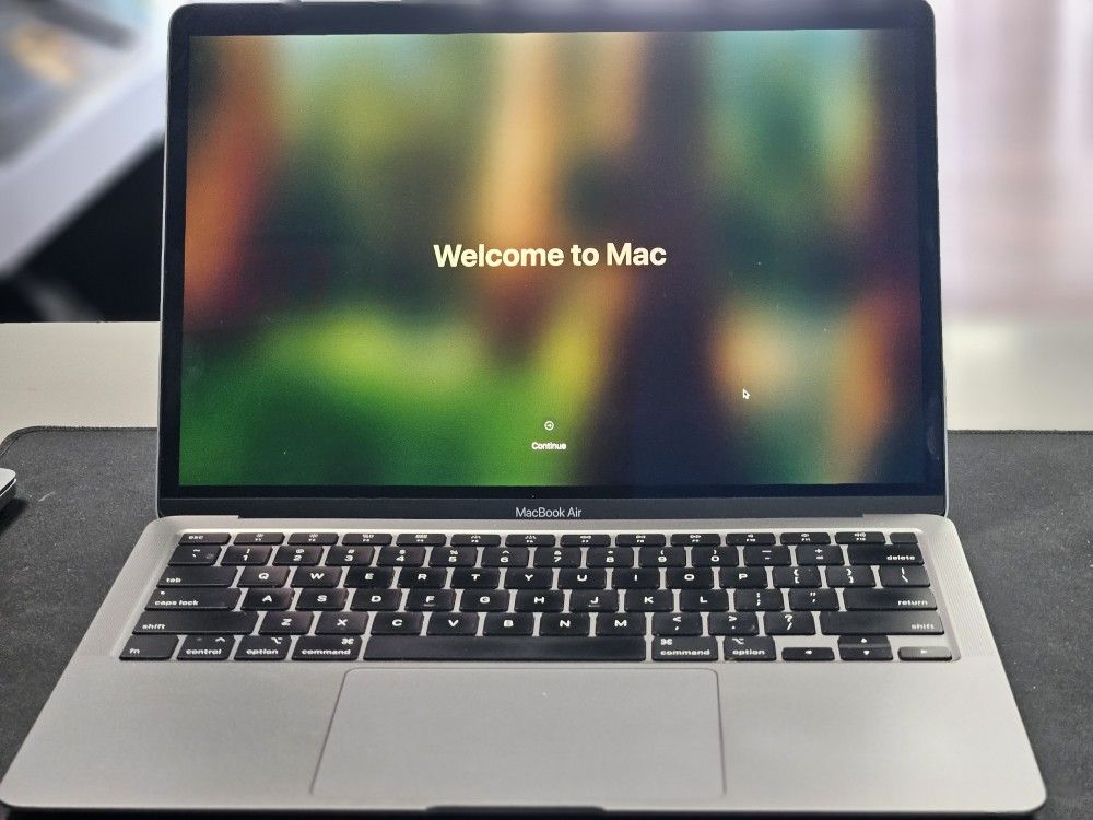 Macbook Air 13" (2020)