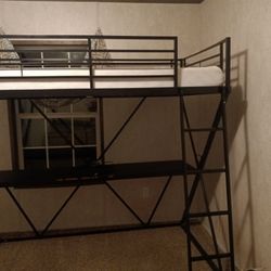 Black Metal Bedframe 