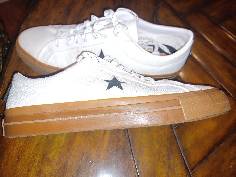 Converse Low Tops