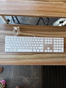 Apple keyboard