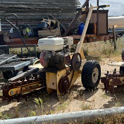 Groundhog T-4 Trencher
