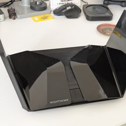 Netgear Nighthawk AXE11000 (RAXE500) Tri-band WiFi 6E Wireless Router