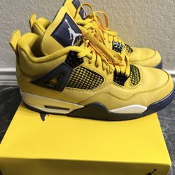 Air Jordan 4 Lightning Sz 10.5