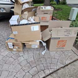 Free Moving Boxes 
