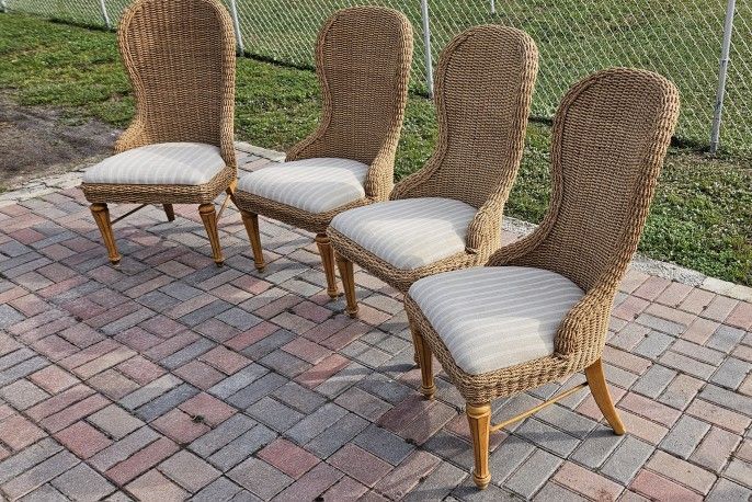 All Four Dinning Chairs 
