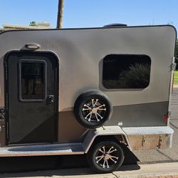 Small And Light RV Toy Hauler