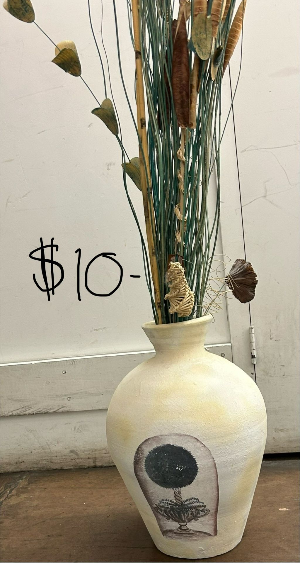 Terra Cotta Floor Pot