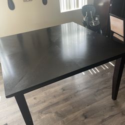 Dining Room Table 