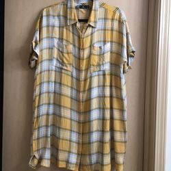 Adorable like new size xs yellow plaid dress.  Very flowy   Smoke free home 