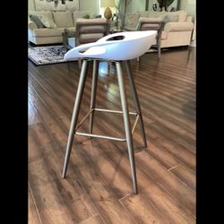 Set Of 4 Bar Stools