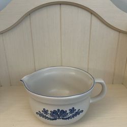 Batter Bowl 🥣  Stoneware 