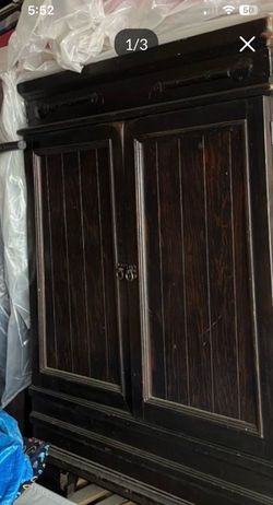 ARMOIRE