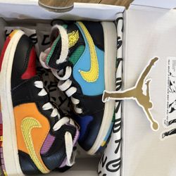 Jordan 1 Mid SS Six Championships (GS) toddler 11c