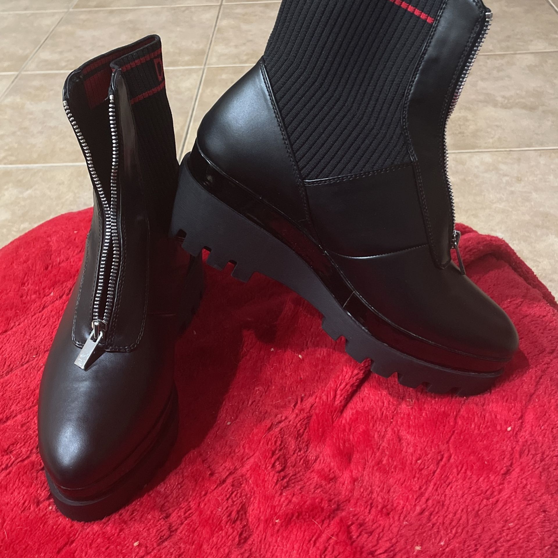 Ladies Boots Dkny Red Boots NAME BRAND DKNY ANKLE BOOTS Size 10