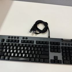 Logitech G815 keyboard + Logitech G305 mouse