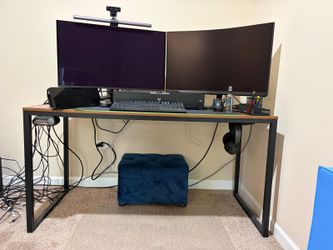 Table/Office desk/computer work station