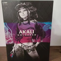 League of Legends K/DA Akali Unlocked Statue