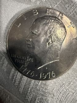 1(contact info removed) D Eisenhower Liberty Bell Moon One Dollar US Bicentennial Coin Type 2