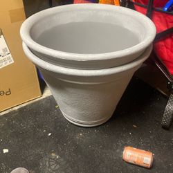 Planters 22in