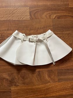 White foam type mini skirt size small brand new