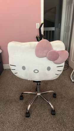 hello kitty vanity chair white