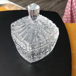 Vintage Crystal Candy Dish 4 In In Diameter 2 1/2 In Deep