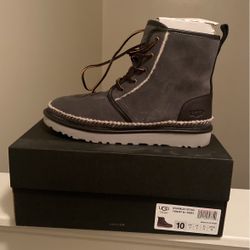 Uggs, Gray, Size 10