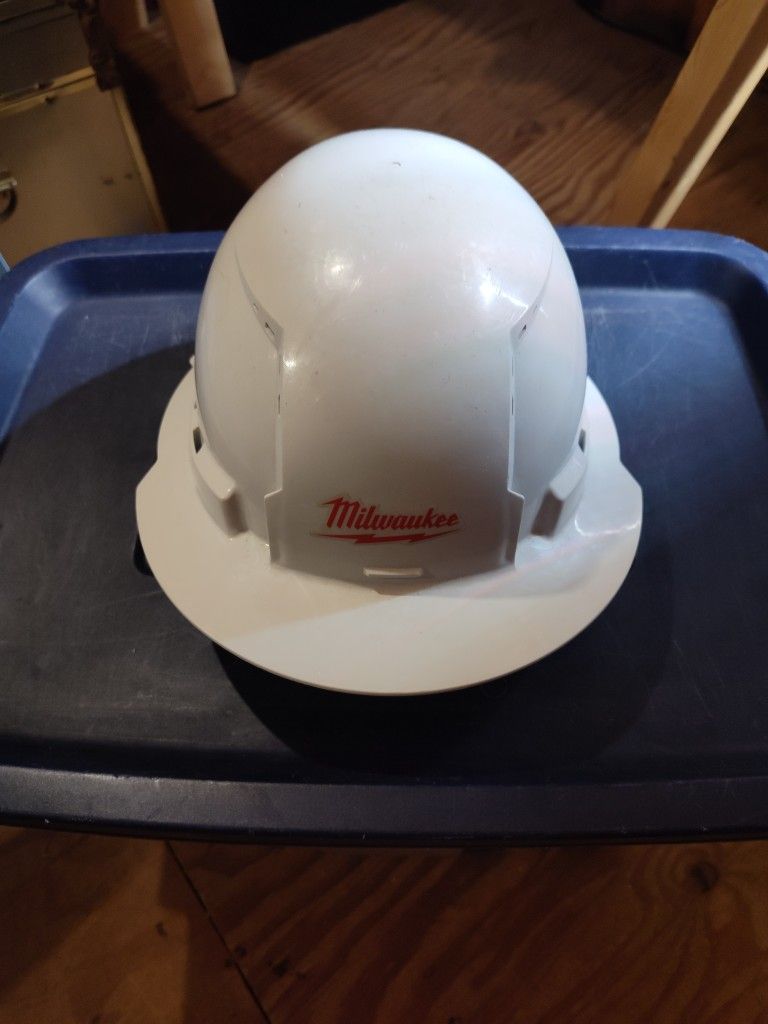 Milwaukee Hard Hat