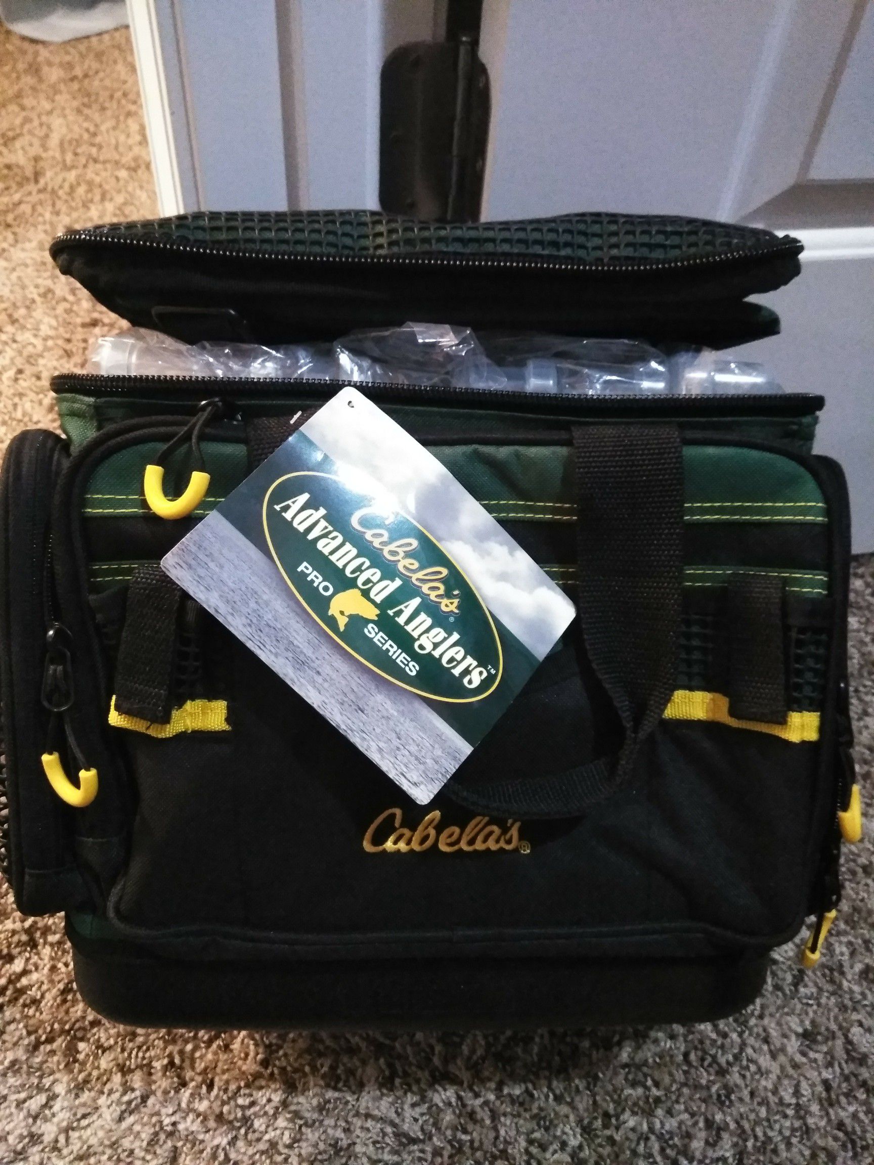 Cabela's Advanced Angler Tackle Bag size large for Sale in Louisville, KY -  OfferUp