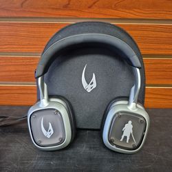 Logitech A30 Mandalorian Edition Wireless Headset