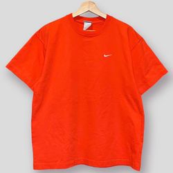 NIKE ORANGE TEE SIZE MEDIUM