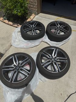 2017 Honda Accord Sports Rims 19 w/tires