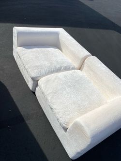 Boneless couch