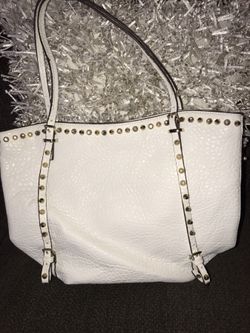 White purse
