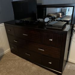 King Bedroom Set