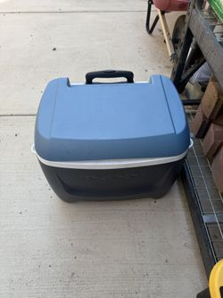 Igloo Cooler 