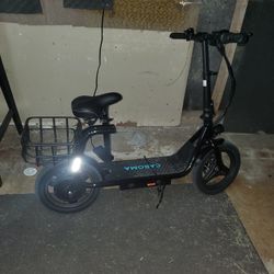 Caroma Scooter (Like New Electric) Adult Size